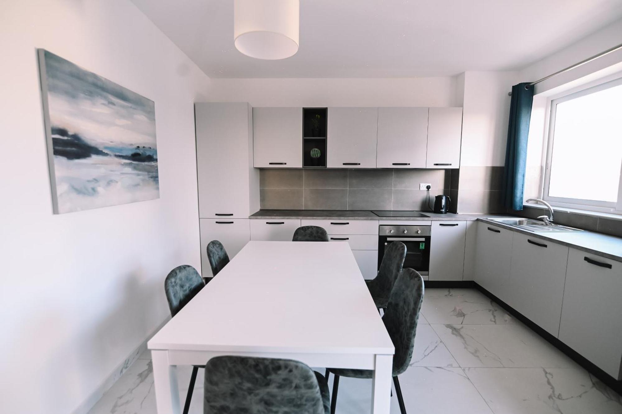 Bright 2 Bedroom Flat In Sliema! Exterior foto
