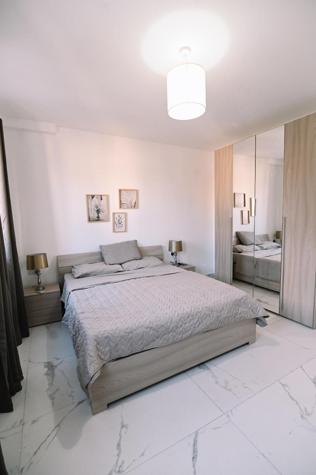 Bright 2 Bedroom Flat In Sliema! Exterior foto
